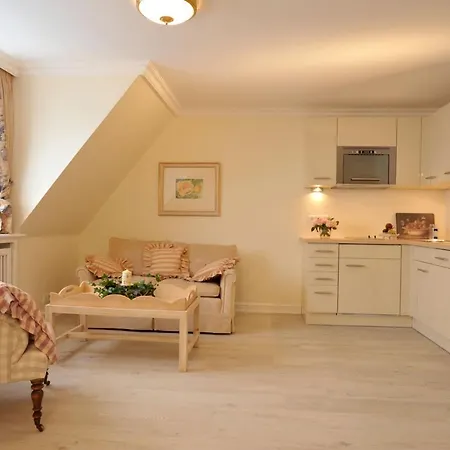 Haus Elvi Fuchs an den alten Salzwiesen Westerland Zimmer foto